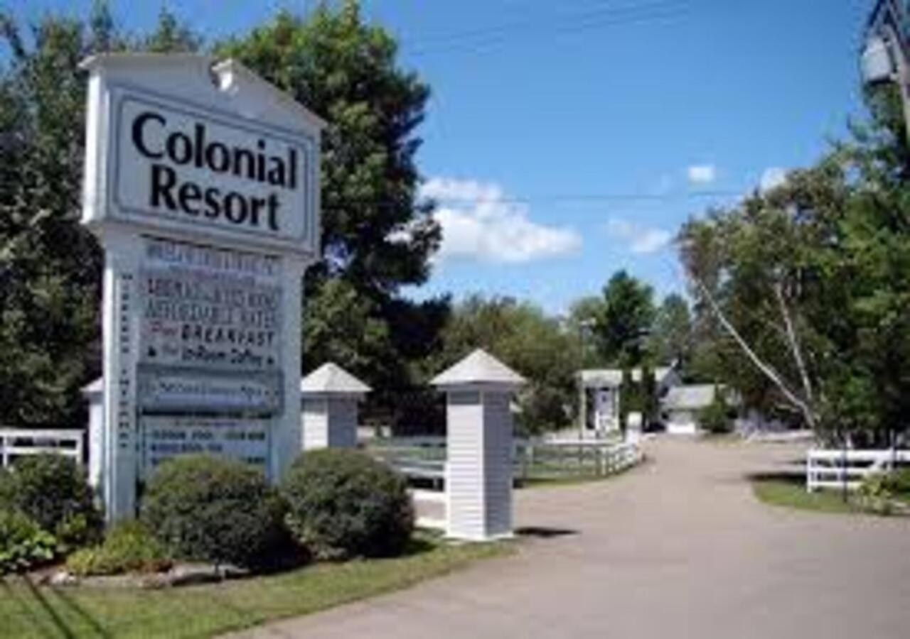 Colonial Resort-1000Islands Ґананокве Екстер'єр фото